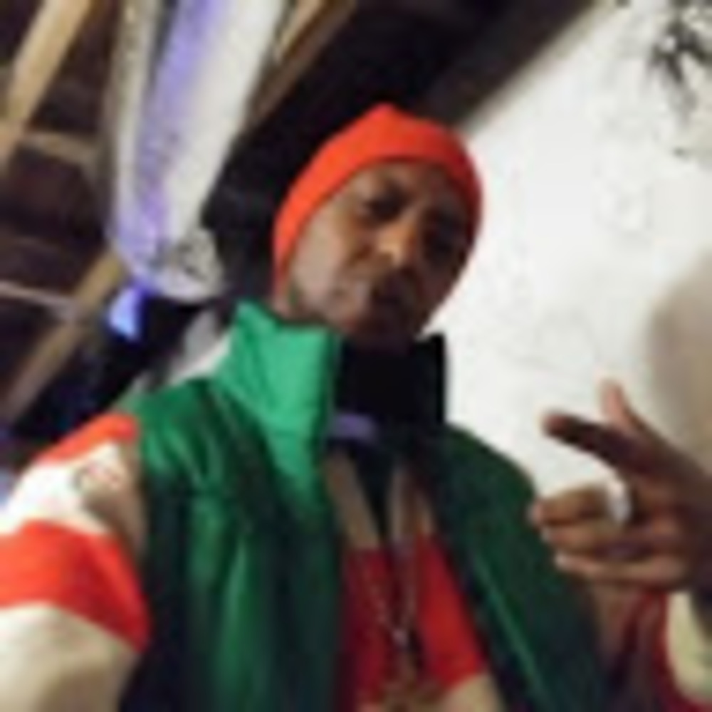 Meet your Posher, Briz